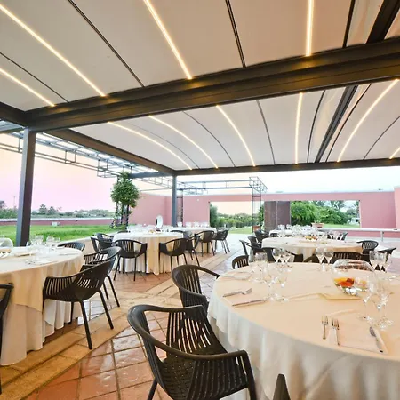 Grand Masseria Santa Lucia מלון אוסטוני