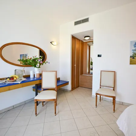 Grand Masseria Santa Lucia אוסטוני