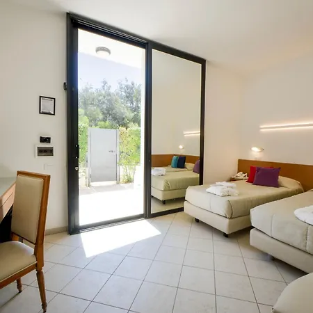 Grand Masseria Santa Lucia מלון אוסטוני