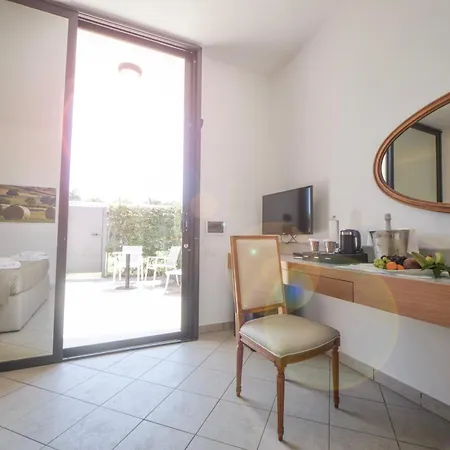 Grand Masseria Santa Lucia אוסטוני