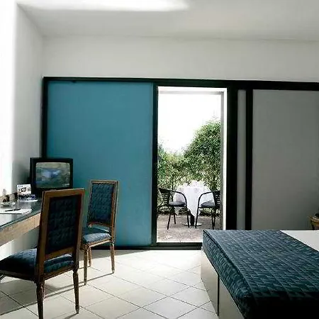 Grand Masseria Santa Lucia Hotel 4*