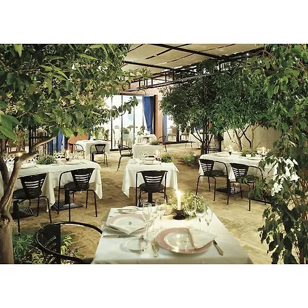 Grand Masseria Santa Lucia 4*