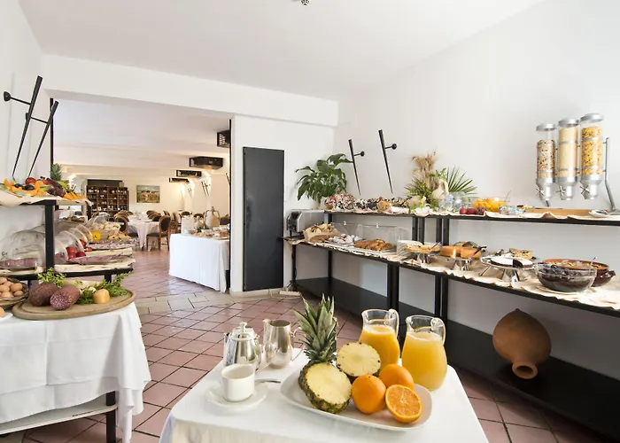 Grand Masseria Santa Lucia Otel 4*